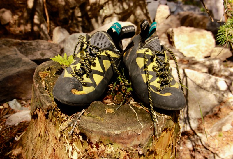 climbing-shoes